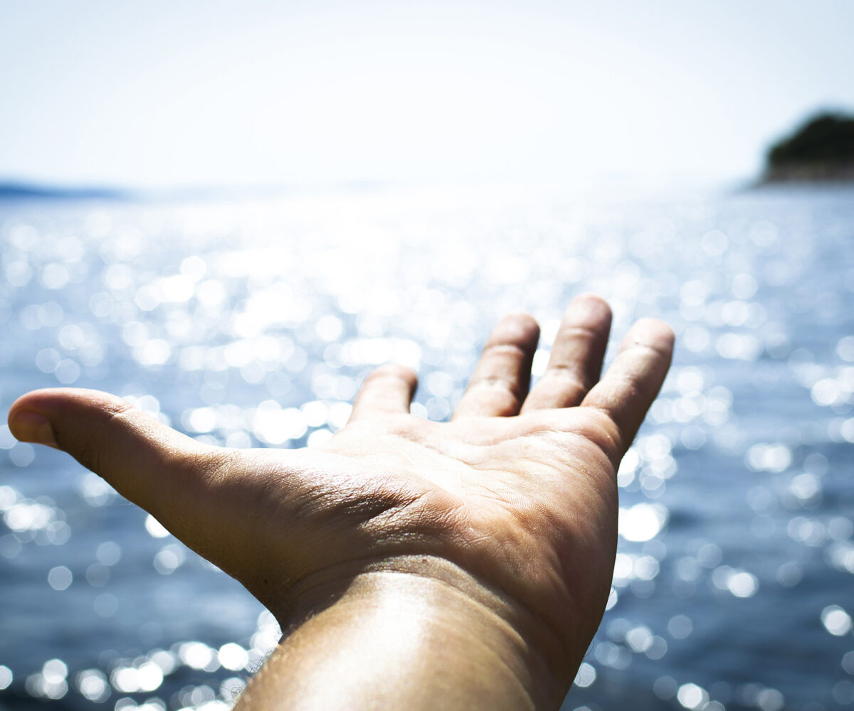 Meer mit Hand